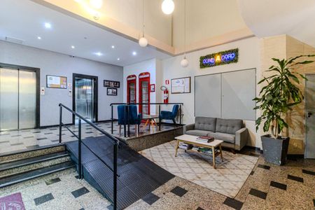 Studio à venda com 27m², 1 quarto e sem vaga Studio à venda com 27m², 1 quarto e sem vagaHall Social