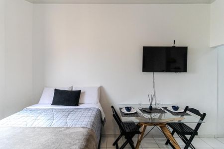 Studio à venda com 27m², 1 quarto e sem vaga Studio à venda com 27m², 1 quarto e sem vagaStudio