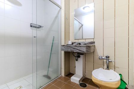Studio à venda com 27m², 1 quarto e sem vaga Studio à venda com 27m², 1 quarto e sem vagaBanheiro
