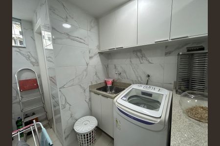 Apartamento à venda com 85m², 3 quartos e 1 vagaÁrea de Serviço