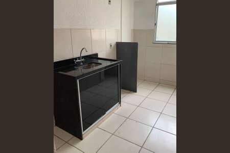 Cozinha de apartamento para alugar com 2 quartos, 42m² em Santa Cruz, Rio de Janeiro
