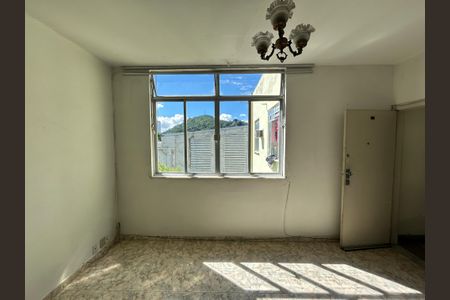 Sala de apartamento para alugar com 2 quartos, 55m² em Madureira, Rio de Janeiro