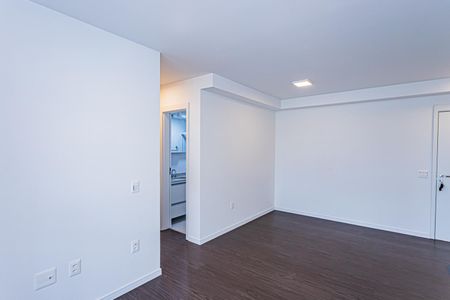 Apartamento para alugar com 70m², 2 quartos e 1 vagaSala