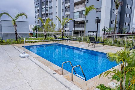 Apartamento para alugar com 70m², 2 quartos e 1 vagaÁrea comum - Piscina
