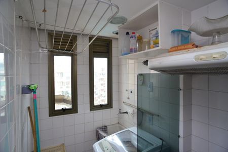 Apartamento à venda com 138m², 1 quarto e 1 vaga Apartamento à venda com 138m², 1 quarto e 1 vagaÁrea de Serviço