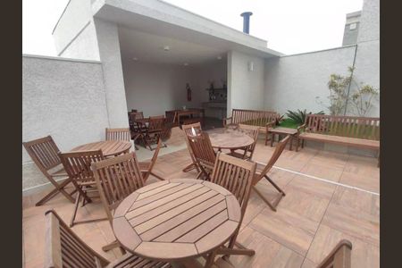 Apartamento à venda com 35m², 2 quartos e sem vagaÁrea comum