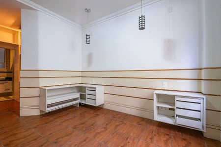 Apartamento para alugar com 84m², 2 quartos e sem vagaSuíte