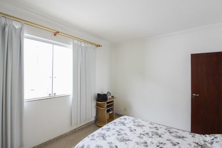 Casa à venda com 800m², 4 quartos e 5 vagasQuarto 1