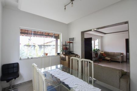 Casa à venda com 800m², 4 quartos e 5 vagasSala de Jantar