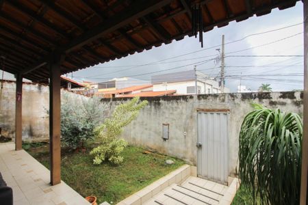 Casa à venda com 800m², 4 quartos e 5 vagasEntrada