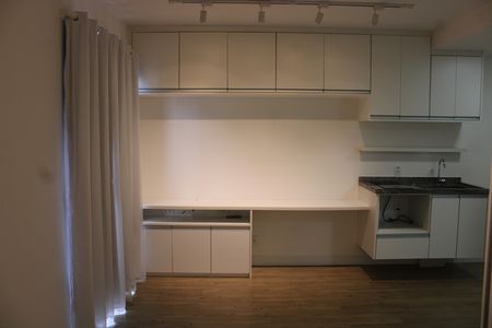 Studio de kitnet/studio para alugar com 1 quarto, 28m² em Liberdade, São Paulo