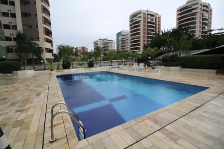 Apartamento à venda com 83m², 3 quartos e 1 vagaPiscina