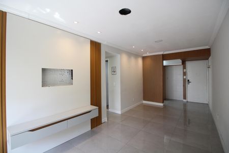 Apartamento à venda com 83m², 3 quartos e 1 vagaSala