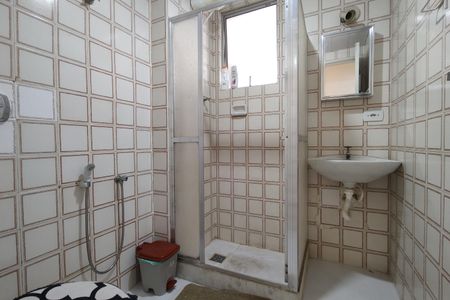 Apartamento à venda com 58m², 2 quartos e 1 vagaBanheiro Social