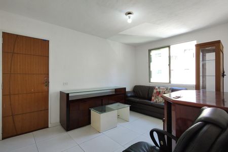 Apartamento à venda com 58m², 2 quartos e 1 vagaSala