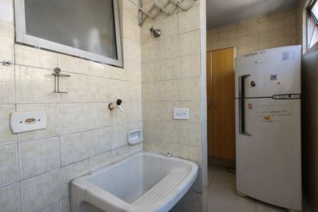 Apartamento à venda com 58m², 2 quartos e 1 vagaÁrea de Serviço