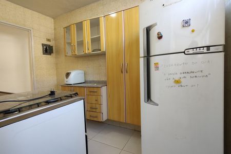 Apartamento à venda com 58m², 2 quartos e 1 vagaCozinha - Armários
