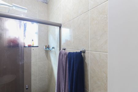 Casa à venda com 124m², 3 quartos e 3 vagasBanheiro 2