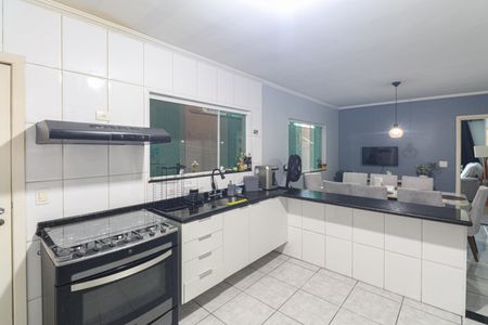 Casa à venda com 124m², 3 quartos e 3 vagasCozinha