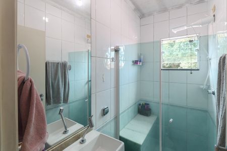 Casa à venda com 124m², 3 quartos e 3 vagasBanheiro 1