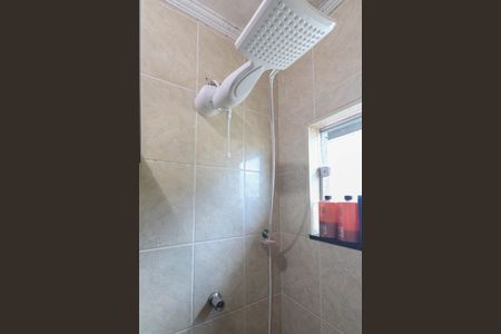 Casa à venda com 124m², 3 quartos e 3 vagasBanheiro 2