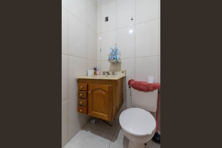 Casa à venda com 68m², 2 quartos e 1 vaga Casa à venda com 68m², 2 quartos e 1 vagaBanheiro