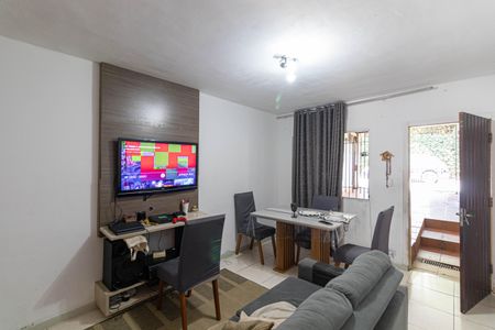 Sala de casa à venda com 2 quartos, 68m² em Vila Robertina, São Paulo