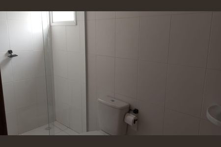 Banheiro de apartamento para alugar com 2 quartos, 60m² em Vila Nossa Senhora das Vitorias, Mauá