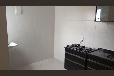 Cozinha de apartamento para alugar com 2 quartos, 60m² em Vila Nossa Senhora das Vitorias, Mauá