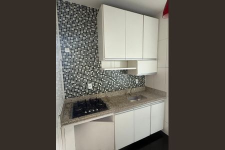 Cozinha de apartamento à venda com 2 quartos, 55m² em Havaí, Belo Horizonte