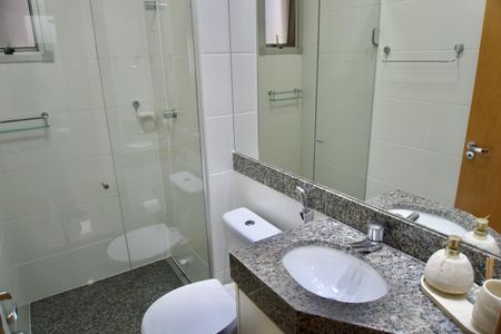 Apartamento à venda com 63m², 2 quartos e 2 vagas Apartamento à venda com 63m², 2 quartos e 2 vagasBanheiro