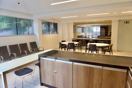 Apartamento à venda com 63m², 2 quartos e 2 vagas Apartamento à venda com 63m², 2 quartos e 2 vagasÁrea Comum - Salão de Festas