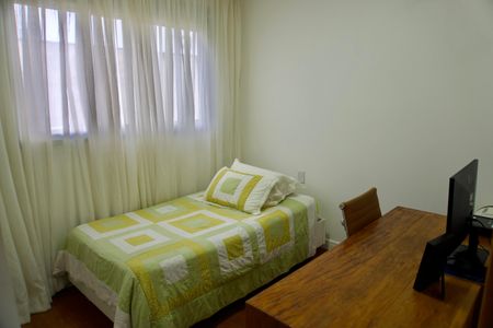 Apartamento à venda com 63m², 2 quartos e 2 vagas Apartamento à venda com 63m², 2 quartos e 2 vagasQuarto 1