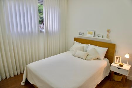 Apartamento à venda com 63m², 2 quartos e 2 vagas Apartamento à venda com 63m², 2 quartos e 2 vagasSuíte