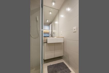 Banheiro de kitnet/studio à venda com 1 quarto, 27m² em Jardim Paulista, São Paulo