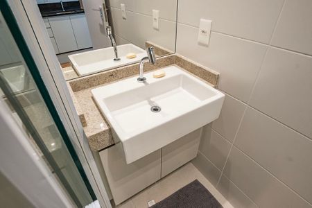 Banheiro de kitnet/studio à venda com 1 quarto, 27m² em Jardim Paulista, São Paulo