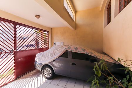 Garagem de casa à venda com 3 quartos, 119m² em Vila Prudente, São Paulo