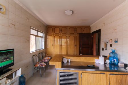 Casa à venda com 338m², 4 quartos e 4 vagasCozinha