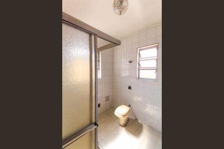 Casa à venda com 338m², 4 quartos e 4 vagasBanheiro 1