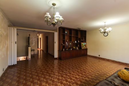 Sala de casa à venda com 4 quartos, 338m² em Vila Prudente, São Paulo