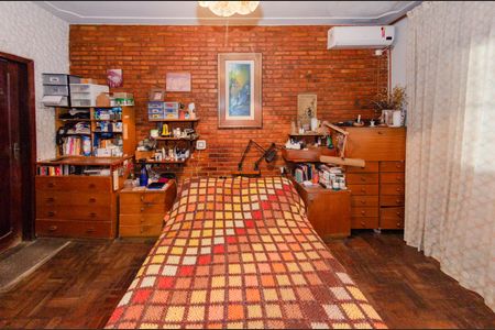 Casa à venda com 260m², 4 quartos e 3 vagas Casa à venda com 260m², 4 quartos e 3 vagasSuíte