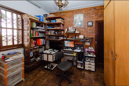 Casa à venda com 260m², 4 quartos e 3 vagas Casa à venda com 260m², 4 quartos e 3 vagasQuarto 2