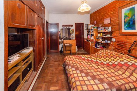 Casa à venda com 260m², 4 quartos e 3 vagas Casa à venda com 260m², 4 quartos e 3 vagasSuíte