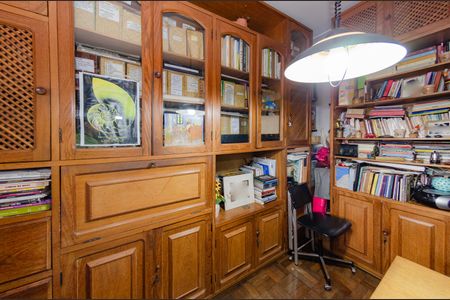 Casa à venda com 260m², 4 quartos e 3 vagas Casa à venda com 260m², 4 quartos e 3 vagasQuarto 1