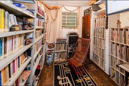 Sala 2 de casa à venda com 4 quartos, 260m² em Sion, Belo Horizonte