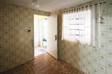 Casa para alugar com 2 quartos, 200m² em Jardim Egle, São Paulo