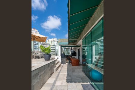 Apartamento à venda com 302m², 5 quartos e sem vaga Apartamento à venda com 302m², 5 quartos e sem vagaÁrea externa