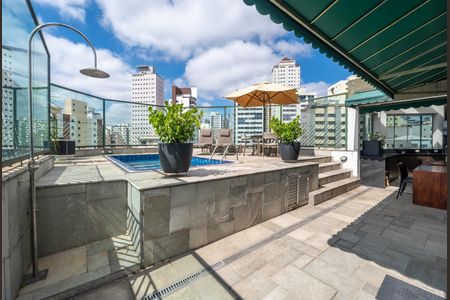 Apartamento à venda com 302m², 5 quartos e sem vaga