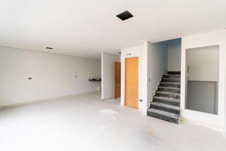 Sala de casa de condomínio para alugar com 3 quartos, 152m² em Água Rasa, São Paulo