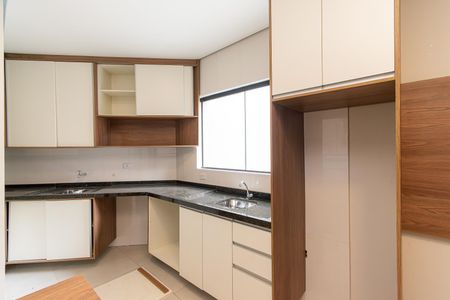 Apartamento para alugar com 51m², 2 quartos e sem vaga Apartamento para alugar com 51m², 2 quartos e sem vagaCozinha e Área de Serviço